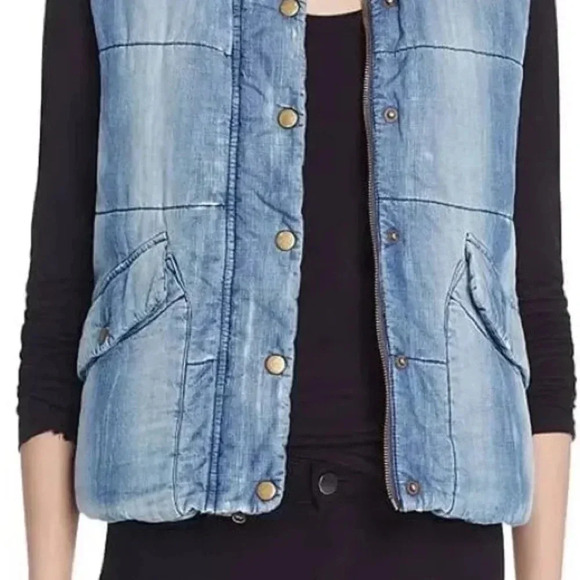 NWOT Cloth & Stone Chambray Denim Puffer Vest M - Picture 2 of 14